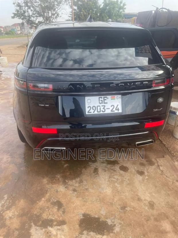 Land Rover Range Rover Velar P380 SE R-Dynamic 4x4 2018 Black photo 3