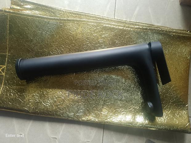 Long Basin Mixture Tap for Counter Top Basin · Photo 3