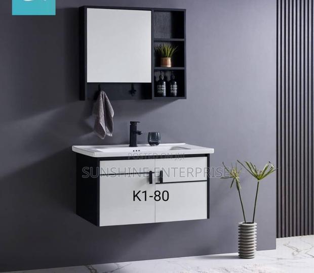 Cabinet Basin · Photo 3
