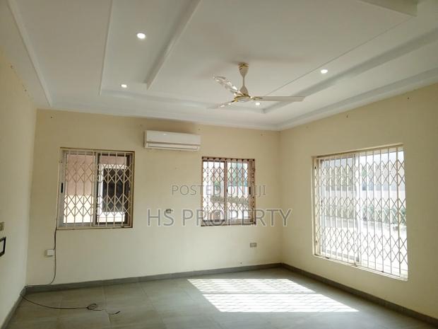 4bdrm House in Adjiriganor for rent photo 2