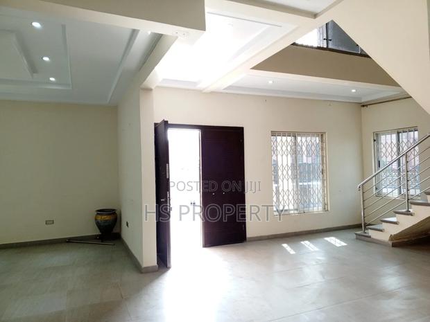 4bdrm House in Adjiriganor for rent photo 3