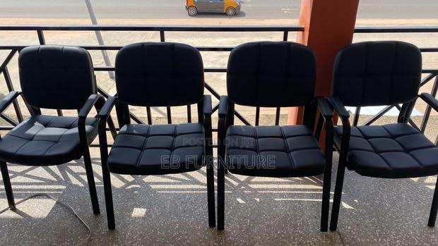 Visitor’S Chair · Photo 4