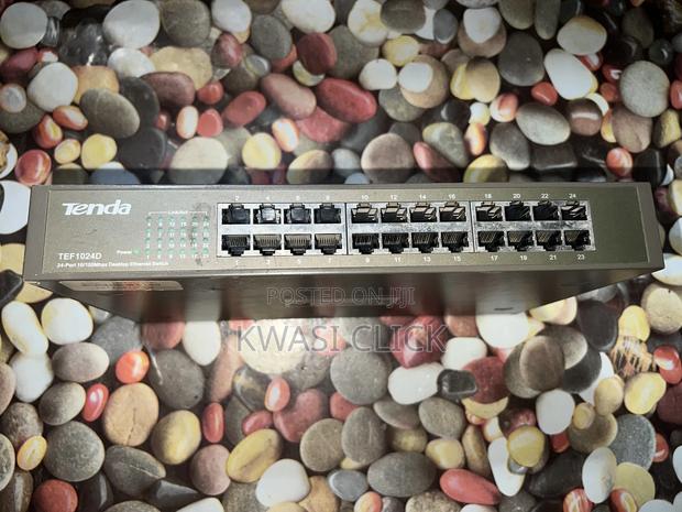 Tenda 24 Port Switch · Photo 4