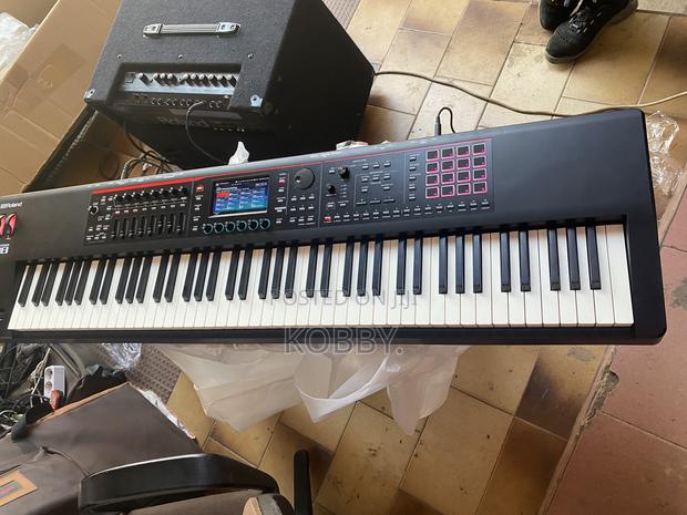 Roland Fantom 08 · Photo 4