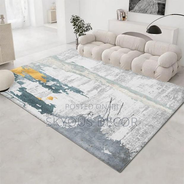 3d Carpet With a Simple Design for All Rooms