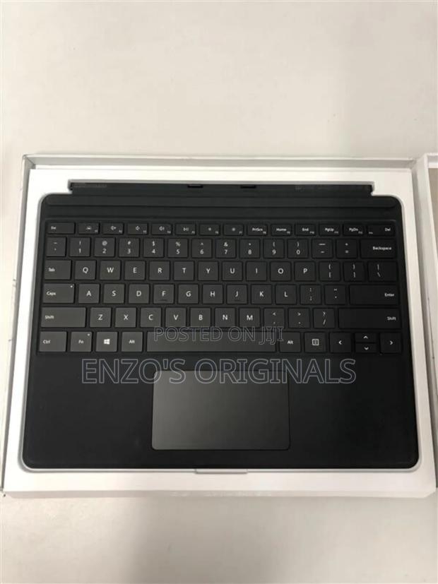 Microsoft Surface Pro 8, 9 And Pro 11 Keyboard Type Cover photo 4