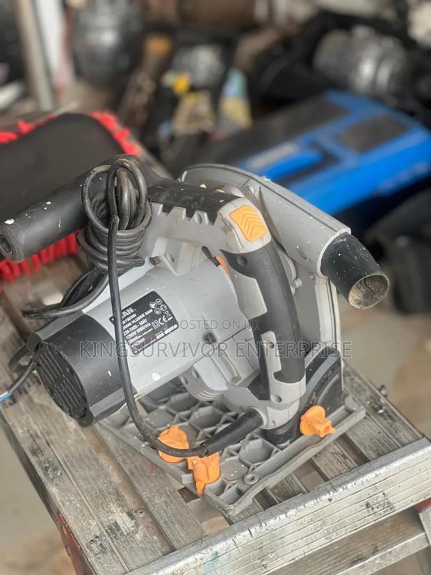 Titan Circular Saw From Uk photo 2