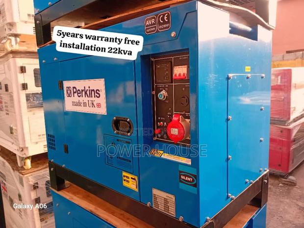 Hub Crown Port Diesel Generator Perkins 22kva Diesel · Photo 2