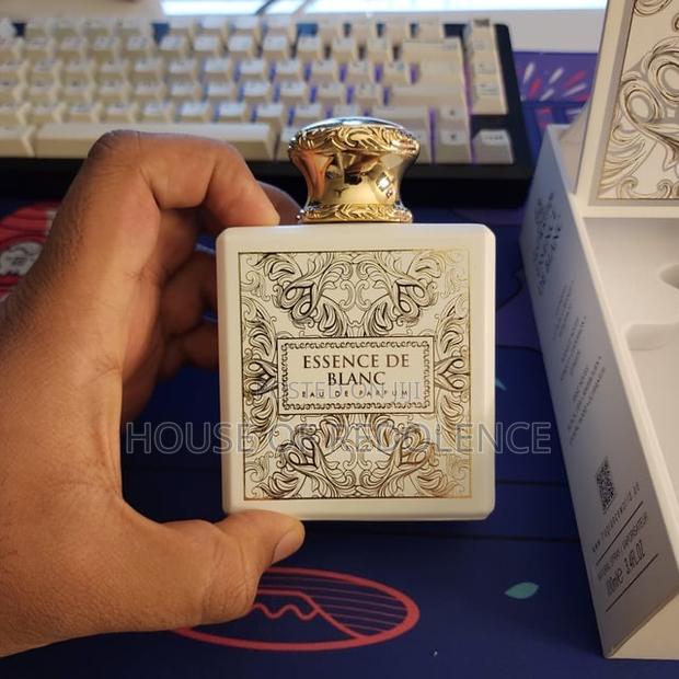 Essence De Blanc Edp · Photo 4