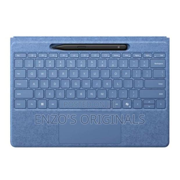 Surface Pro 9 & 11 Keyboard Signature Edition Alcantara New photo 6