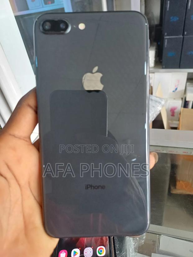Apple iPhone 8 Plus 256 GB Black photo 2
