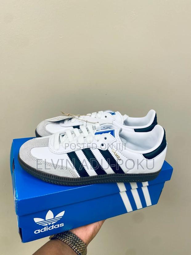 Adidas Samba 3 Stripes. · Photo 4