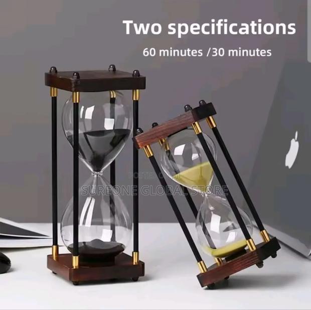 New Large Hourglass · Photo 3