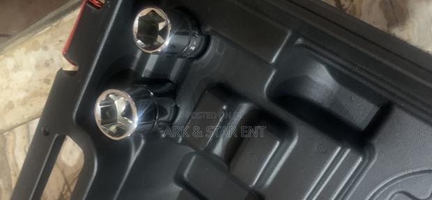 Electric Car Jack photo 13