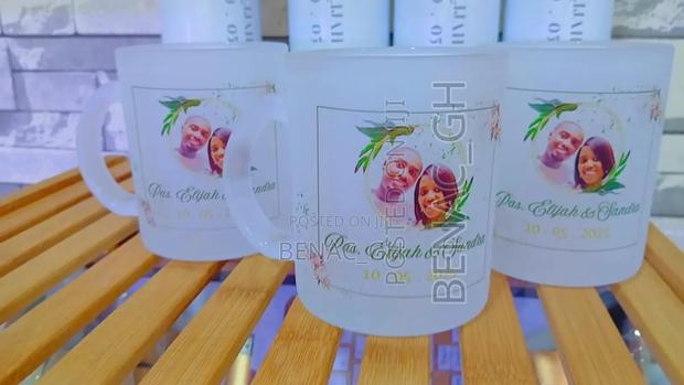 Souvenir Frusted Mugs and Branding · Photo 3