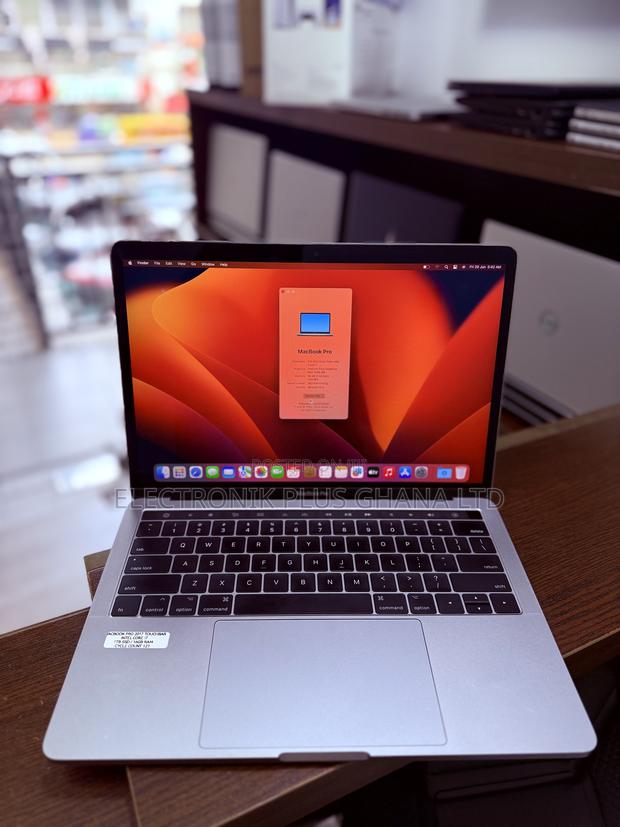 Laptop Apple MacBook Pro 2017 16GB Intel Core i7 SSD 1T