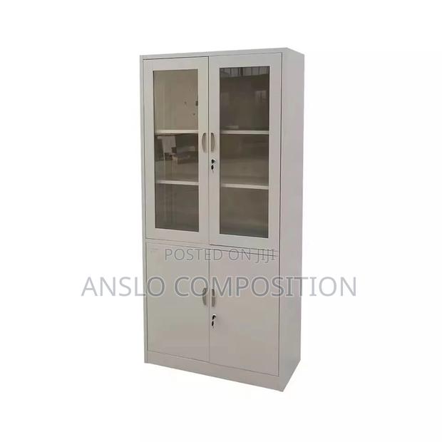 Executive Half Glass Cabinet · Photo 4
