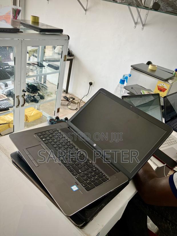 Laptop HP ZBook 15 G3 16GB Intel Core I7 HDD+SSD 256GB · Photo 4