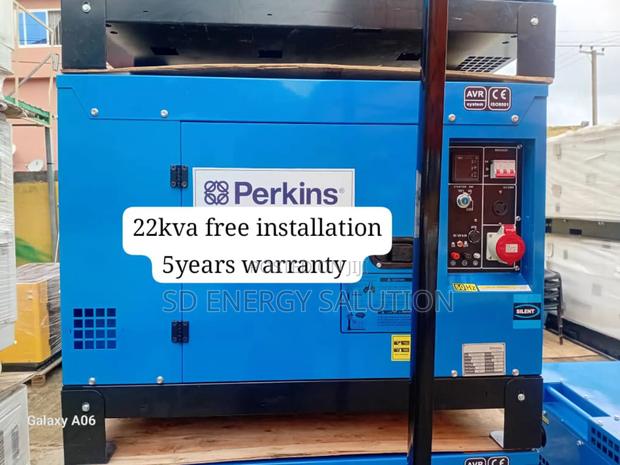 Designed to Move Perkins Diesel Generator 22kva Diesel A · Photo 2