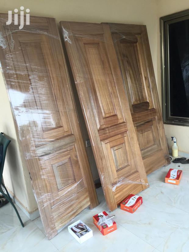 Wooden Doors · Photo 2