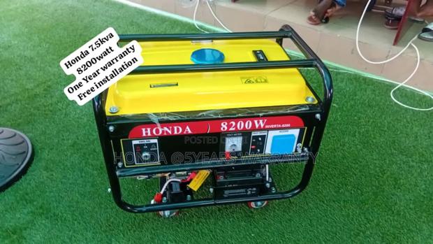 Wheels and Handle Honda 7.5kva 8200watt Petrol 7.5kva · Photo 2