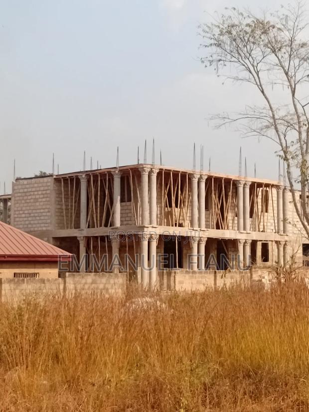 Carpentery Work Is Available · Photo 2