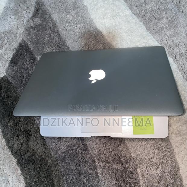 Laptop Apple MacBook Air 2013 4GB Intel Core I5 HDD+SSD 128GB photo 2