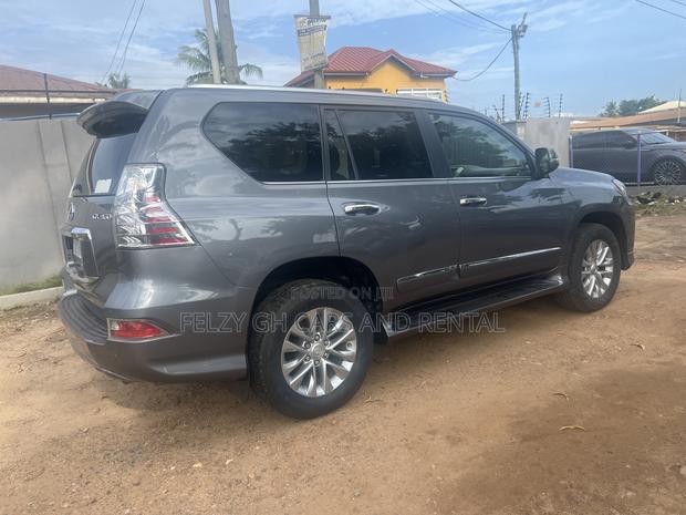 Lexus GX 460 Luxury 2016 Gray photo 3