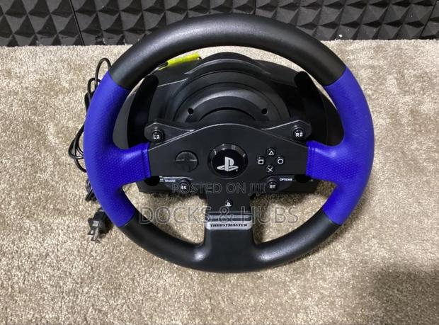 Thrustmaster T150 Force Feedback Racing Wheel-Pc/Ps3/Ps4/Ps5 photo 2