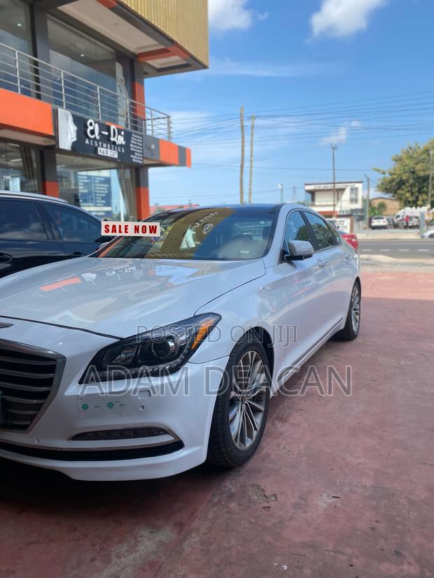 Hyundai Genesis 2016 White