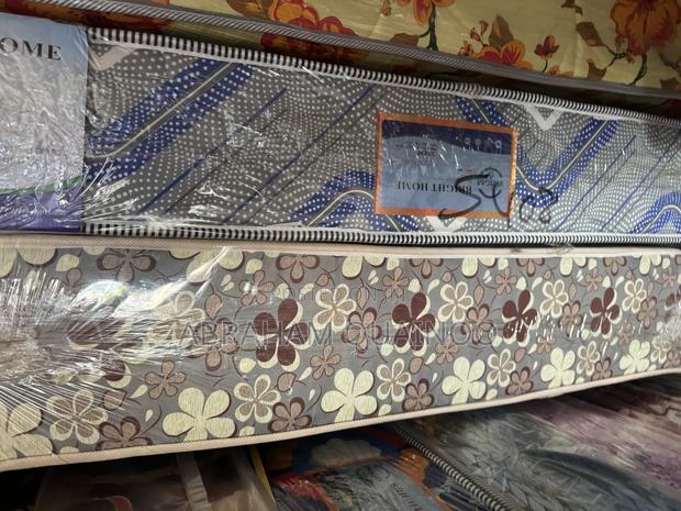 10inches Double Mattress for Sale · Photo 2