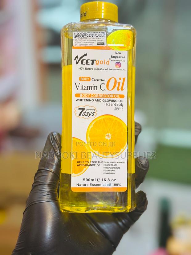 Veet Gold Vitamin C Glowing Oil · Photo 2