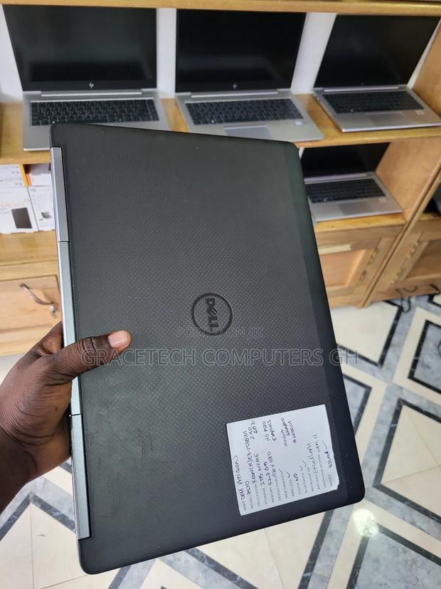 Laptop Dell Precision 7510 32GB Intel Xeon SSD 1.5T photo 2
