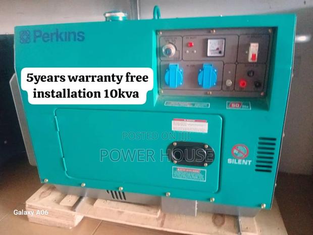 Rock Celesti Dock 10kva 13000watts Diesel Generator Perkins · Photo 2