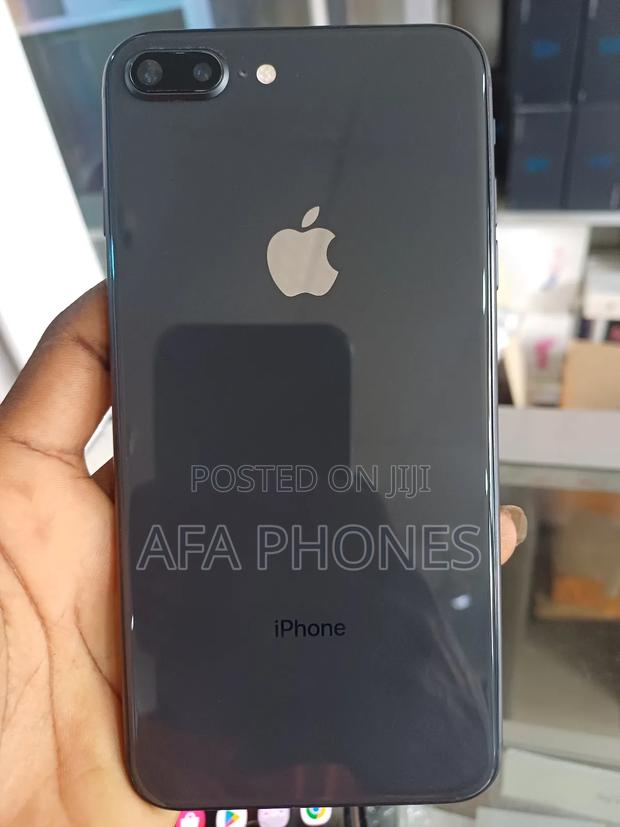 Apple iPhone 8 Plus 256 GB Black photo 2