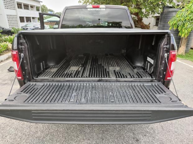 Ford F-150 Lariat 4x4 SuperCrew Cab Styleside 5.5 ft. box 145 in. WB photo 13