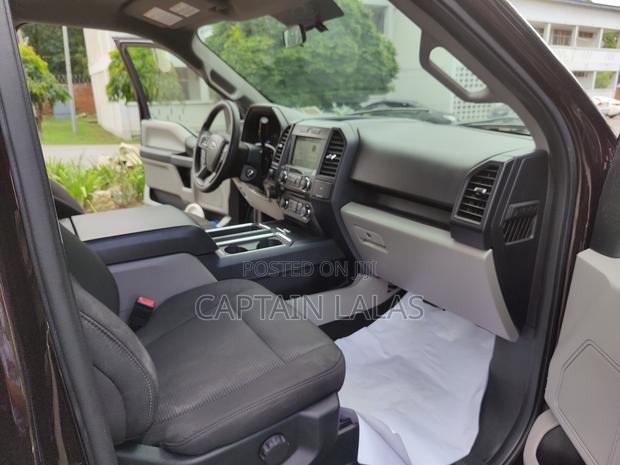 Ford F-150 Lariat 4x4 SuperCrew Cab Styleside 5.5 ft. box 145 in. WB photo 7