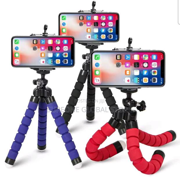 Universal Mobile Phone Holder Desk Stand · Photo 4