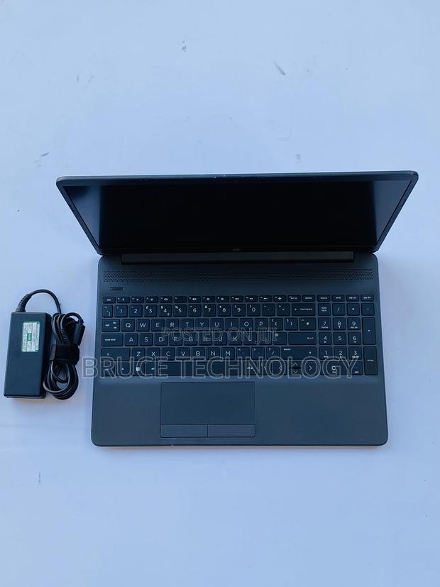 Laptop HP 255 G8 8GB AMD Ryzen 5 SSD 256GB photo 2
