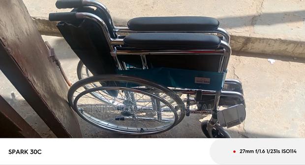 Foldable Wheel Wheelchair · Photo 3