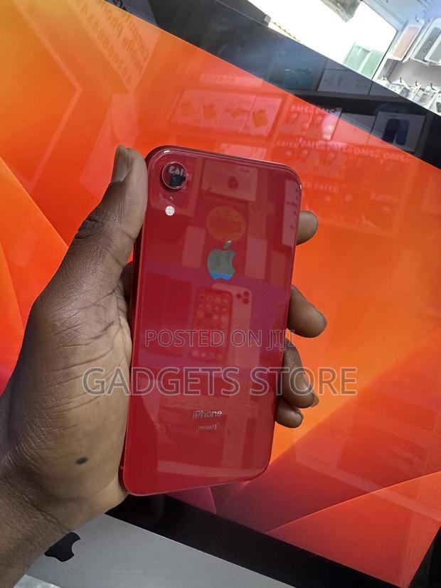 Apple iPhone XR 128 GB Red