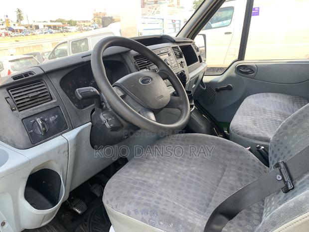 Ford Transit 2003 Green photo 8
