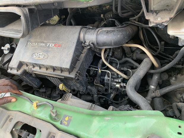 Ford Transit 2003 Green photo 12