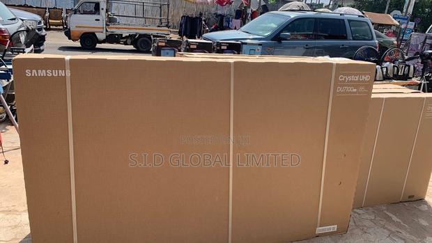 Purcolor Samsung 85 Inches Crystal Uhd Smart Tv Du7100 · Photo 3