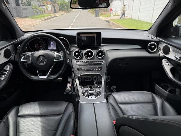 Mercedes-Benz GLC-Class 2019 White