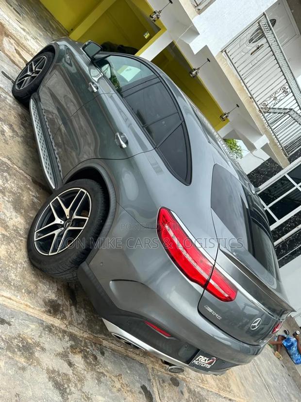 Mercedes-Benz GLE43 2018 Gray photo 19