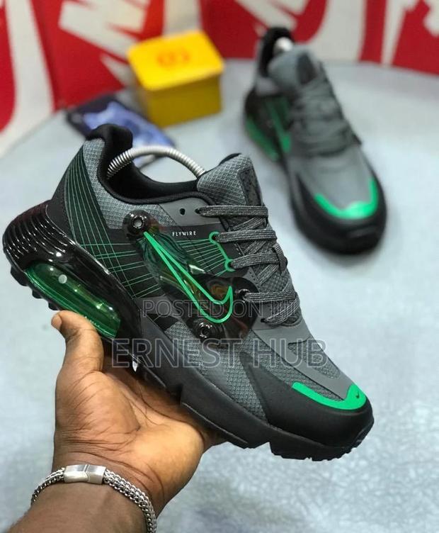 Nike Flywire · Photo 3