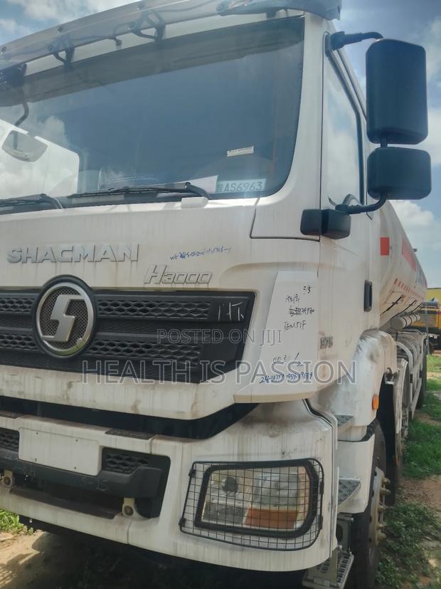 Fuel Tankers ,20000liters 27,000liters for Sale photo 3