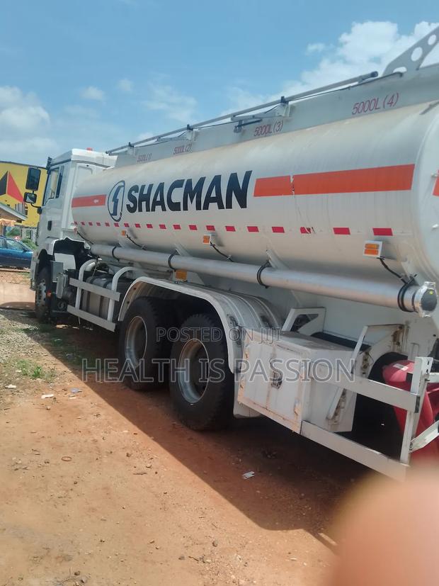 Fuel Tankers ,20000liters 27,000liters for Sale photo 9