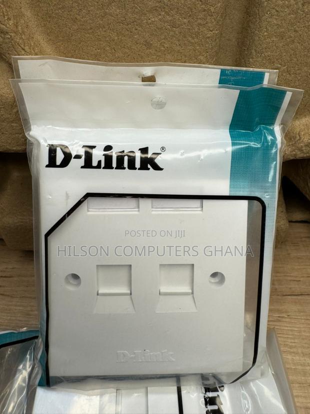 Dlink Double Uk Faceplate With Shutter
